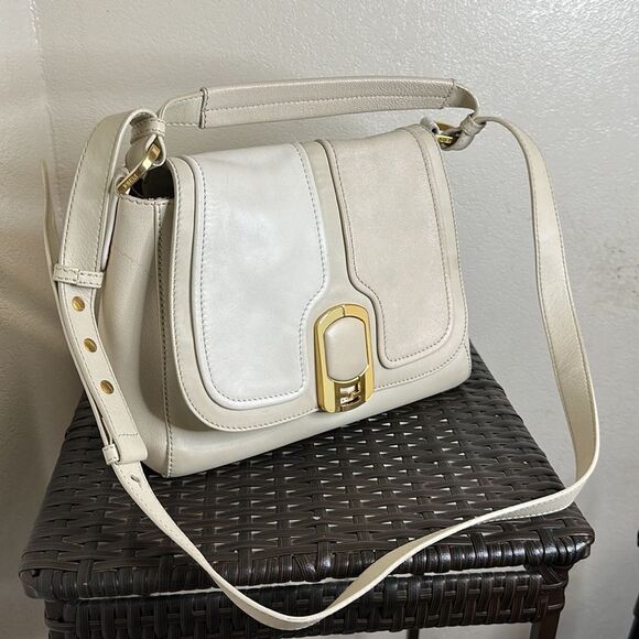 💯Authentic Fendi White Leather Shoulder Bag🍀 - Picture 6 of 17